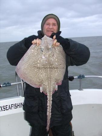 10 lb 4 oz Thornback Ray by kevin