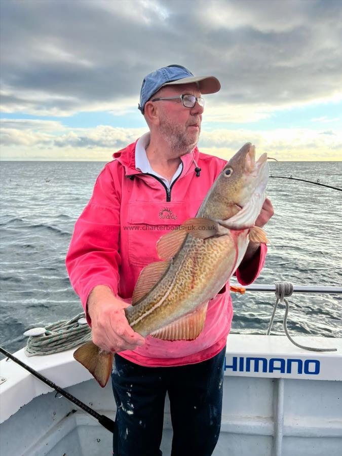 6 lb 10 oz Cod by Glenn.