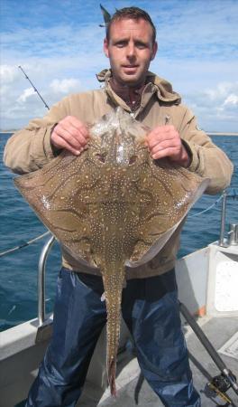 12 lb Undulate Ray by Simon Yeats