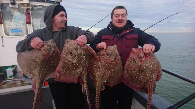 8 lb 3 oz Thornback Ray by Dereks party