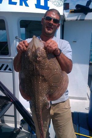 15 lb Undulate Ray by simon