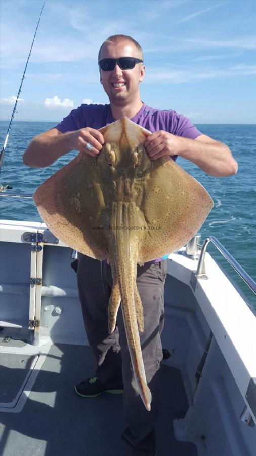 24 lb 8 oz Blonde Ray by Joe g