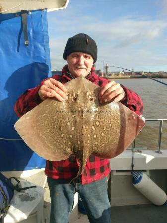 8 lb 5 oz Thornback Ray by Unknown