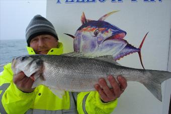 5 lb 8 oz Bass by Keith's mate