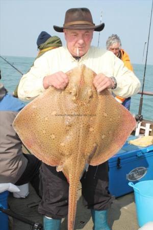 28 lb 8 oz Blonde Ray by Dave pitman