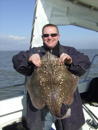 10 lb Thornback Ray by phil