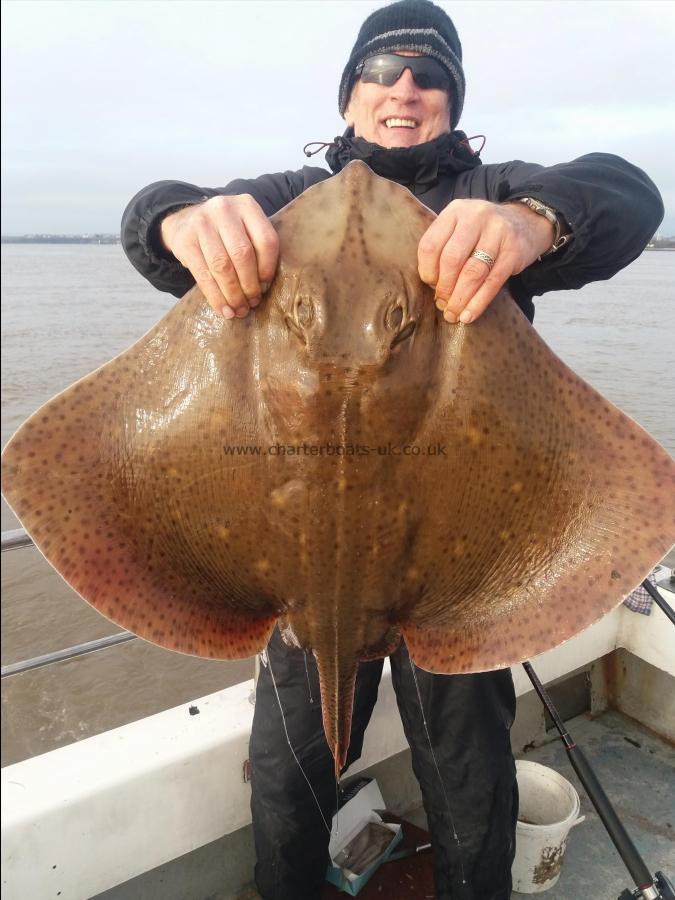 19 lb 8 oz Blonde Ray by Graham rowe