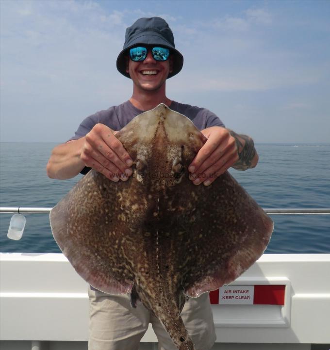 9 lb 12 oz Thornback Ray by unknown