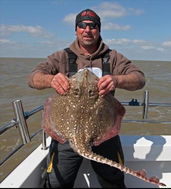 13 lb 4 oz Thornback Ray by Unknown