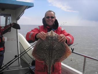 11 lb 6 oz Thornback Ray by Derek Mole