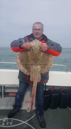 18 lb Undulate Ray by Dave Gubb