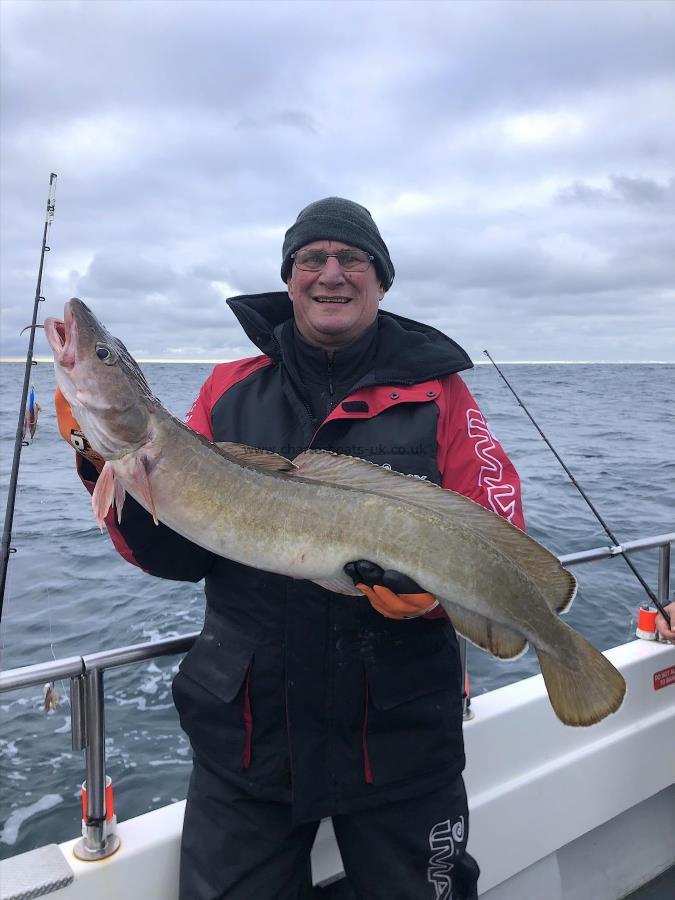 10 lb 8 oz Ling by Alann Knaggs