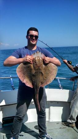 14 lb 7 oz Undulate Ray by Tom Hills