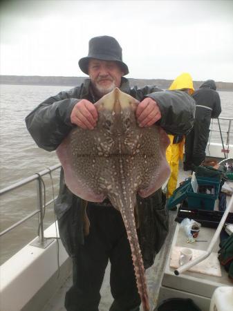 10 lb 8 oz Thornback Ray by terry hegarty