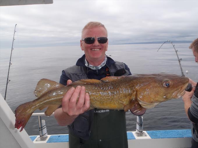 6 lb 2 oz Cod by Dave.