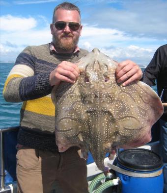 12 lb Undulate Ray by Oliver Burgon