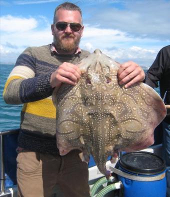 12 lb Undulate Ray by Oliver Burgon