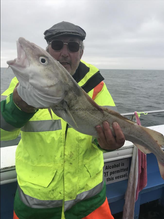 8 lb Cod by Bernie cod catching on HEIDI j  25/9