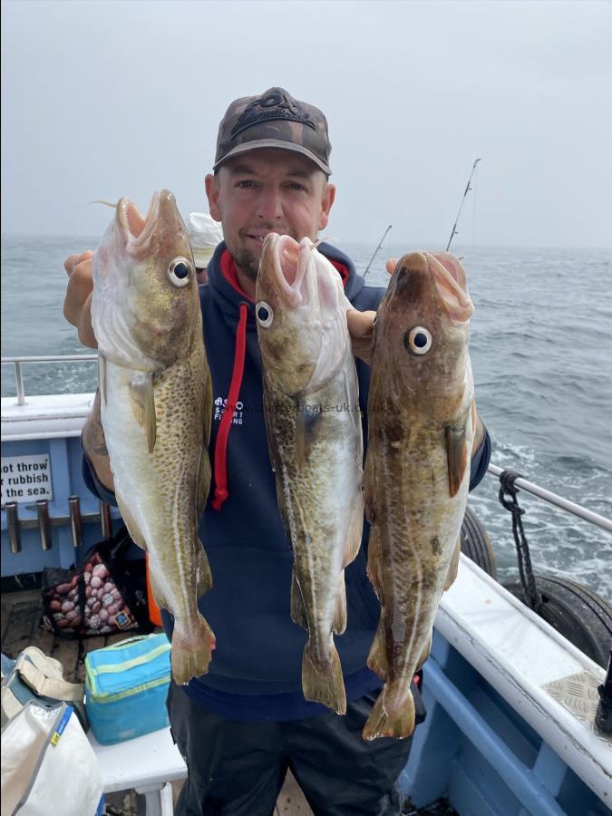 7 lb Cod by Alan first time wreck fishing