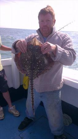 6 lb 9 oz Thornback Ray by graham