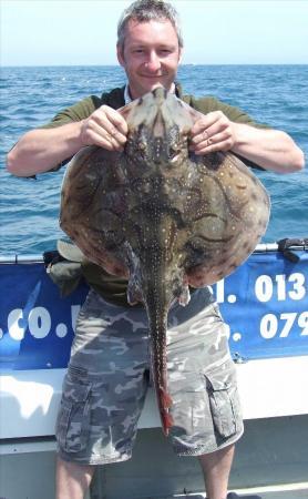 13 lb Undulate Ray by Angus Gale