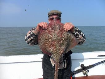 10 lb 6 oz Thornback Ray by Dick