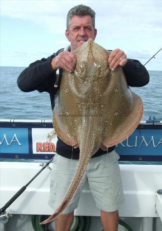 18 lb 8 oz Blonde Ray by Mick Martin