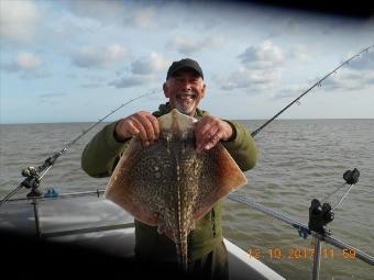 6 lb Thornback Ray by jim