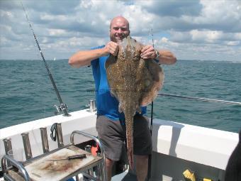 17 lb Undulate Ray by Unknown