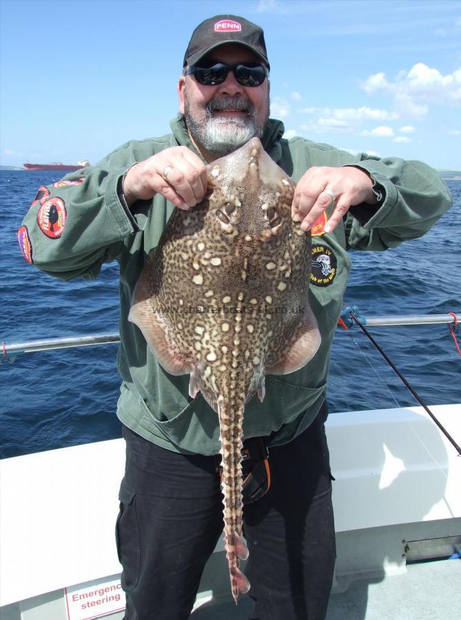 10 lb 9 oz Thornback Ray by Russell Salmon
