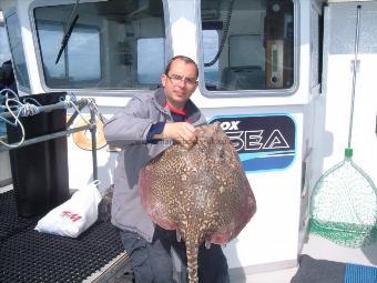 16 lb 9 oz Thornback Ray by Alan Kirby