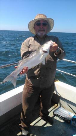 5 lb 8 oz Bass by derek smith