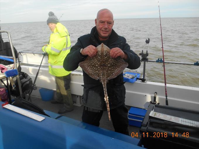 3 lb 5 oz Thornback Ray by kev