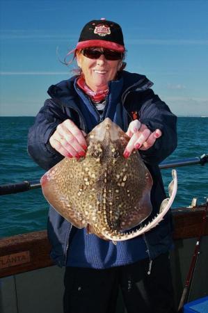 9 lb 10 oz Thornback Ray by dee