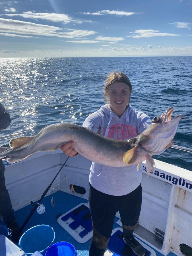 10 lb 8 oz Ling by Lucy Adams.