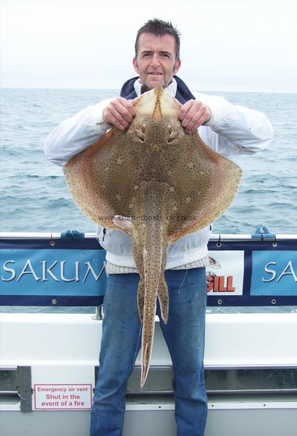 17 lb 8 oz Blonde Ray by Gary Collins