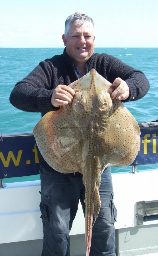 14 lb 8 oz Blonde Ray by John Straker