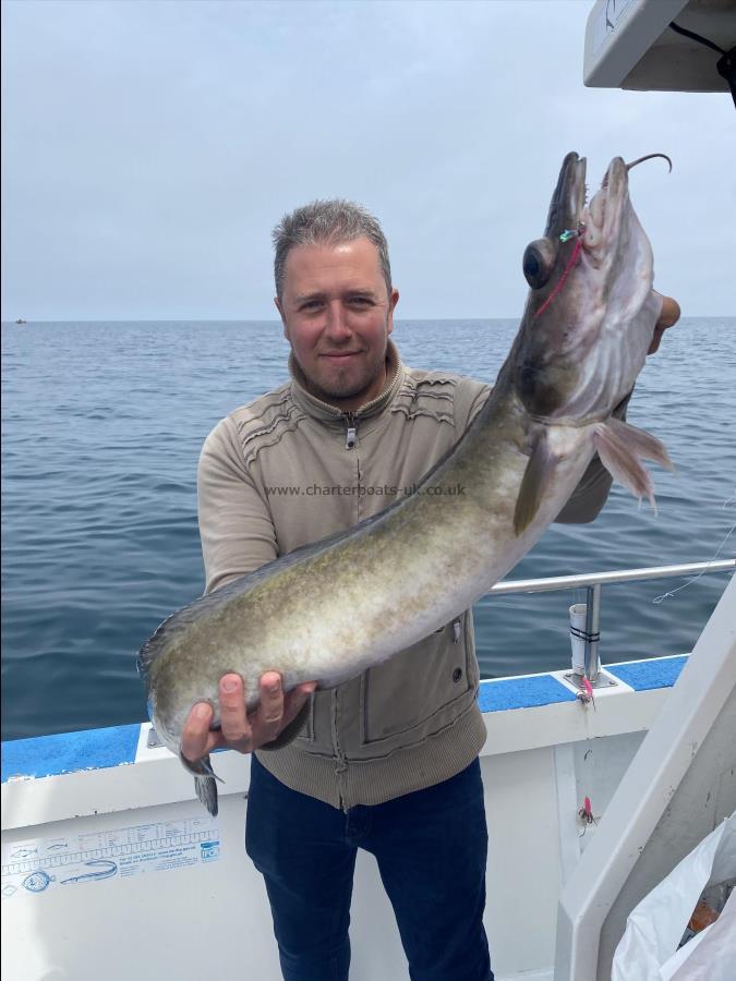 9 lb 12 oz Ling by Chris.