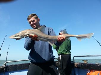 6 lb 3 oz Starry Smooth-hound by Zee party