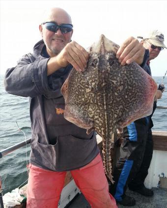 8 lb 11 oz Thornback Ray by Barry