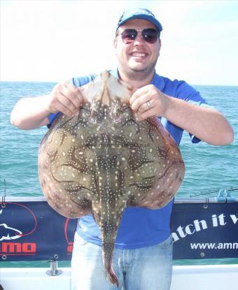 13 lb Undulate Ray by Hugh Skilling