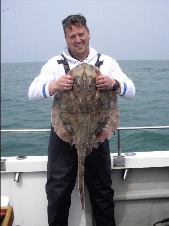 15 lb 4 oz Undulate Ray by Simon