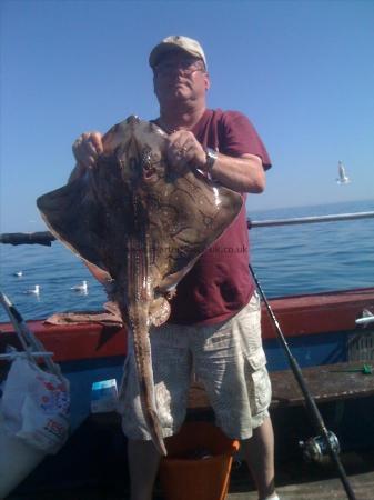 14 lb 6 oz Undulate Ray by Gary Cumner-Price from Poole.....