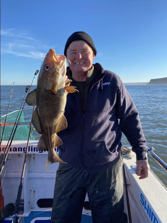 4 lb 6 oz Cod by Les.