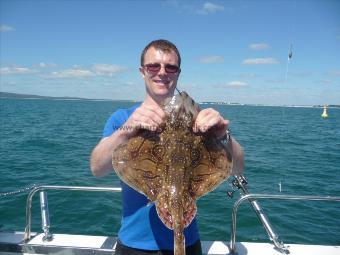 7 lb Undulate Ray by Unknown