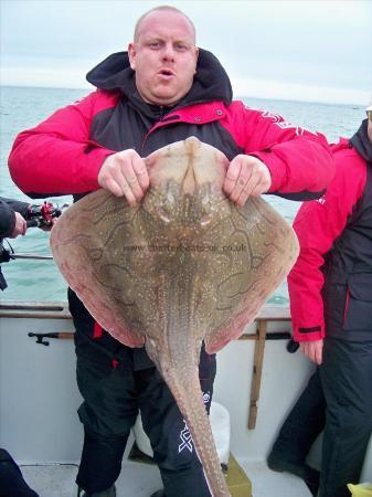 20 lb 3 oz Undulate Ray by vat dave