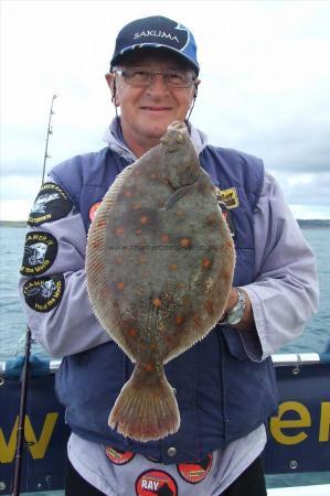 2 lb 13 oz Plaice by Andy Collings