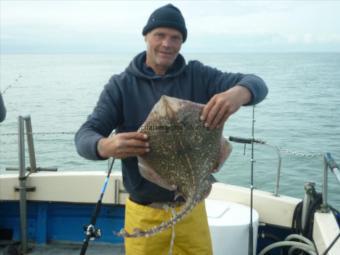 6 lb Smooth-hound (Common) by ian bridges