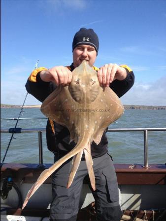 8 lb Small-Eyed Ray by Dan W's gang