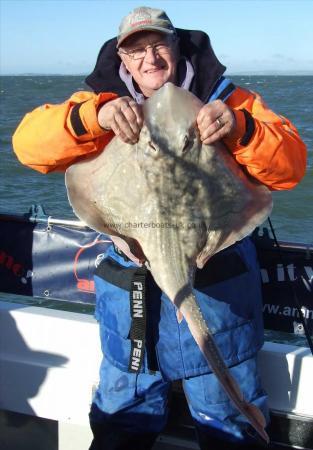 17 lb 15 oz Undulate Ray by Andy Collings